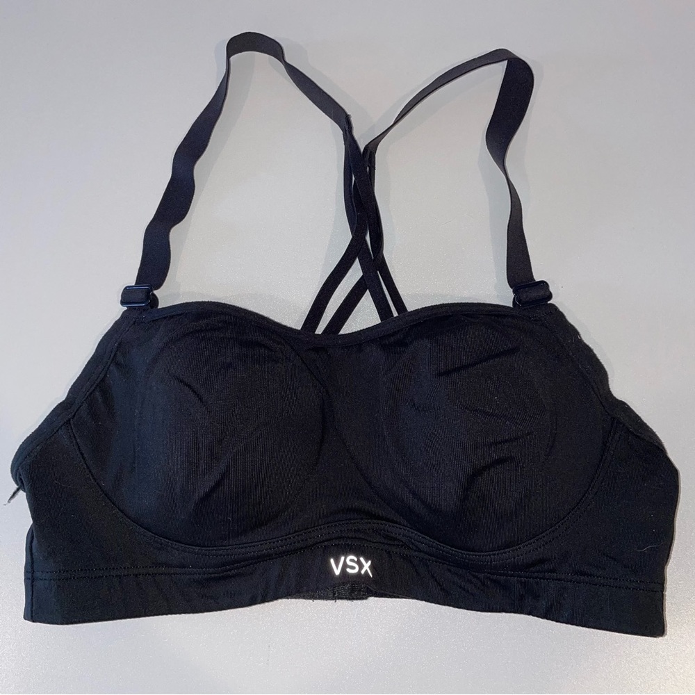 🔥 3 for $15 🔥 Victorias secret sports bra size 34B Black